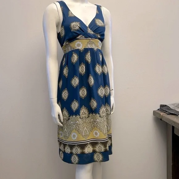 Jonathan Martin Blue and Gold Midi Sundress with V-Neck, Sleeveless Design & Tie - Picture 8 of 10